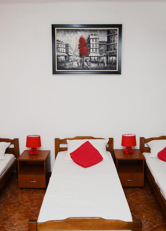 Guest House Lukac 巴尔 外观 照片